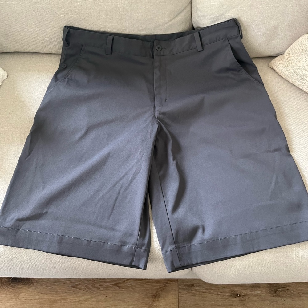 Mens 34 Nike Golf Dri-fit Gray Active shorts